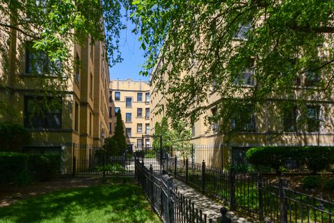 4606 N BEACON Street 2B Chicago IL 60640