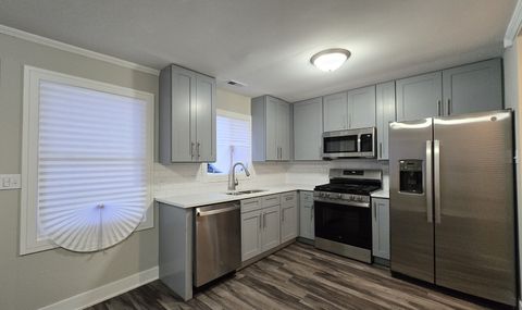 Tiny photo for 17092 Jodave Avenue, Hazel Crest, IL 60429 (MLS # 12687793)