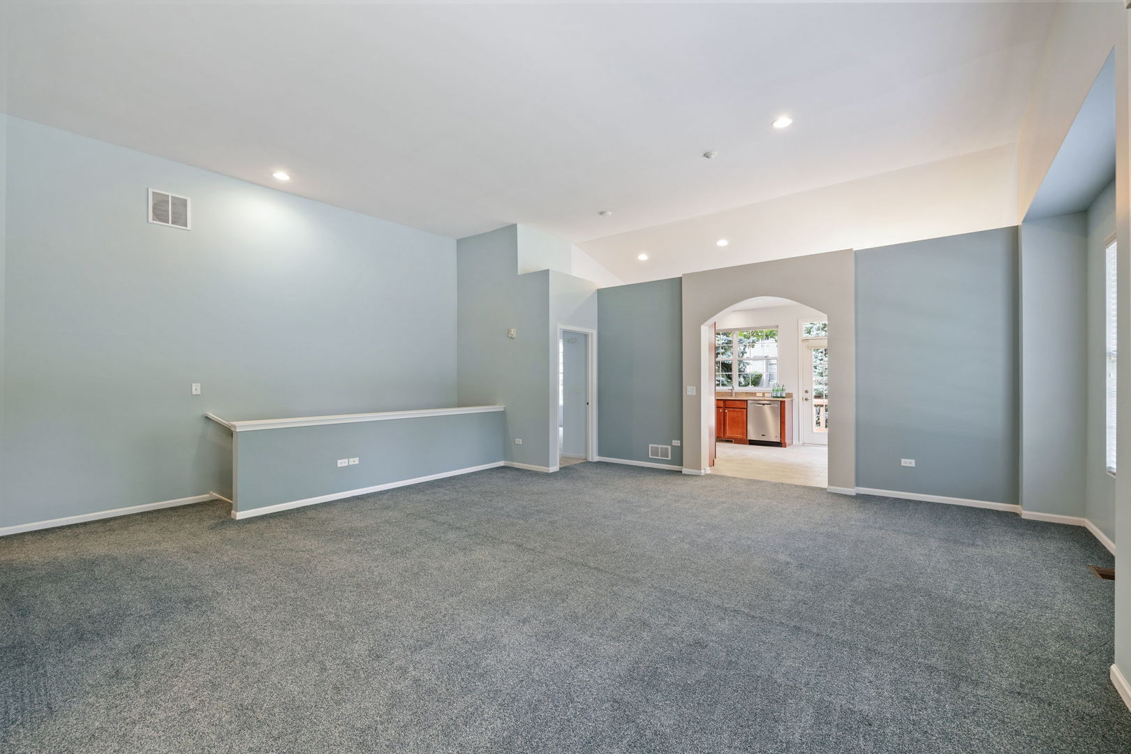 2801 Bond Circle