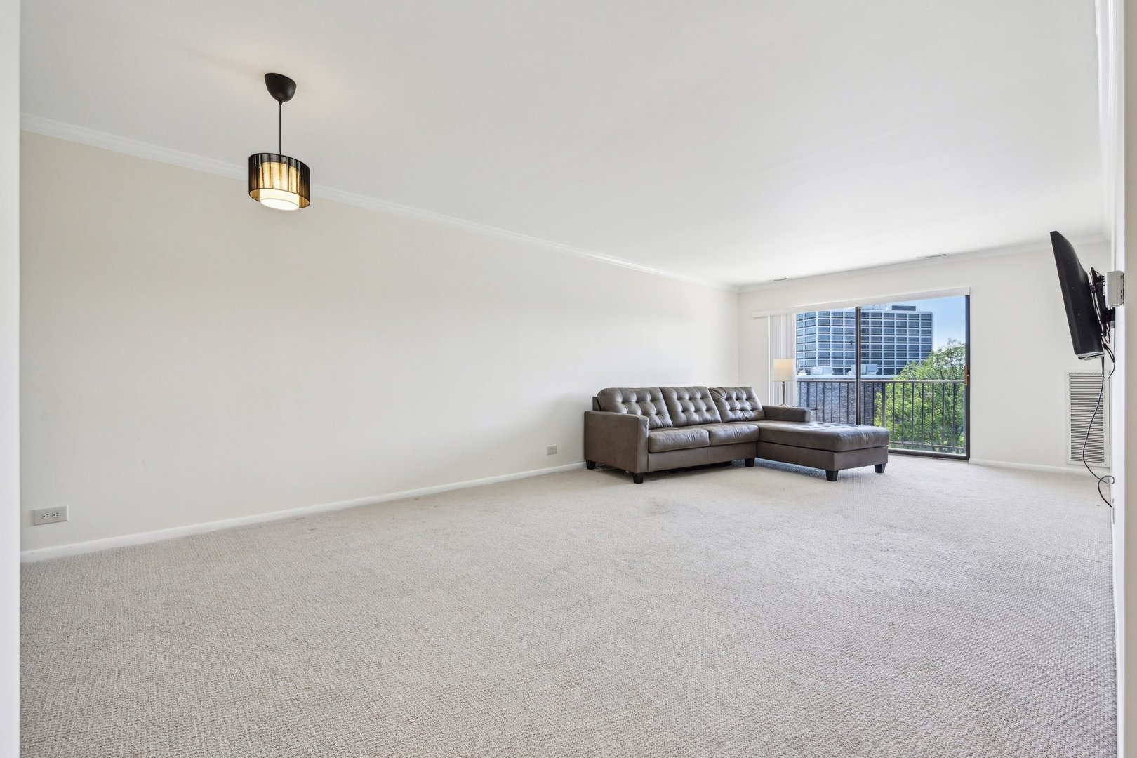950 E Wilmette Road 410