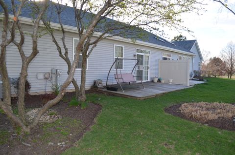 Tiny photo for 21520 Victory Lake Way, Crest Hill, IL 60403 (MLS # 12614094)