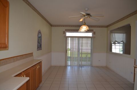 Tiny photo for 21520 Victory Lake Way, Crest Hill, IL 60403 (MLS # 12614094)