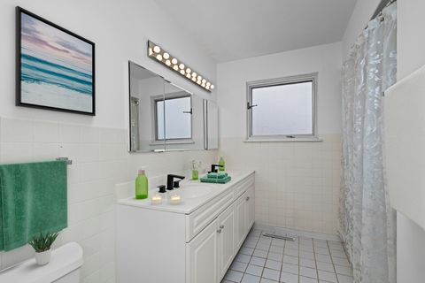 Tiny photo for 324 Warren Road, Glenview, IL 60025 (MLS # 12574012)