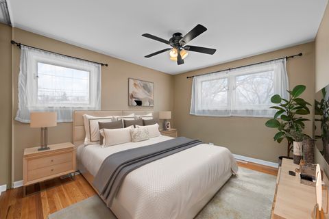 Tiny photo for 324 Warren Road, Glenview, IL 60025 (MLS # 12574012)