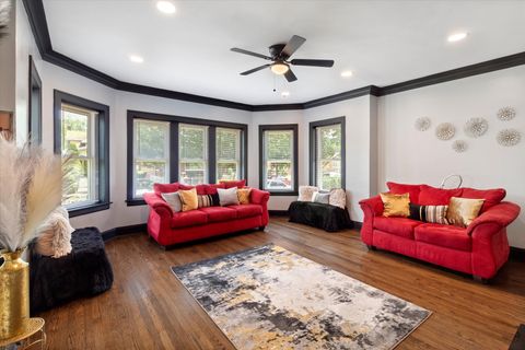 Tiny photo for 1308 N Waller Avenue, Chicago, IL 60651 (MLS # 12420313)