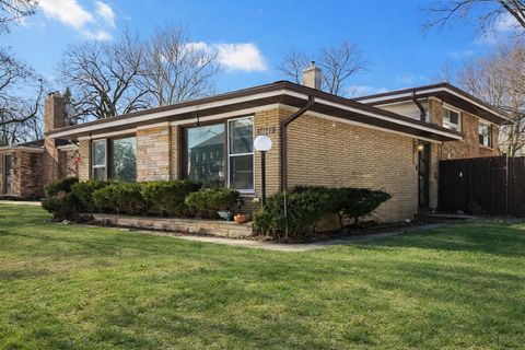 Photo of 14640 Martin Luther King Drive, Dolton, IL 60419 (MLS # 12545410)