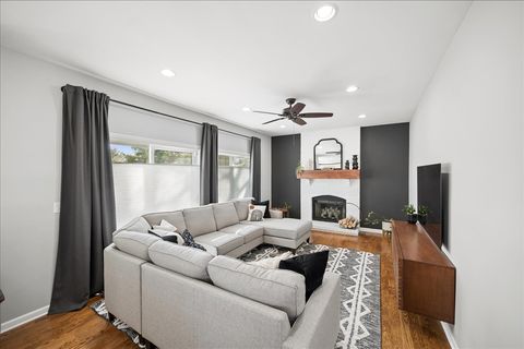 Tiny photo for 1205 Stratford Court, Lake Zurich, IL 60047 (MLS # 12591765)