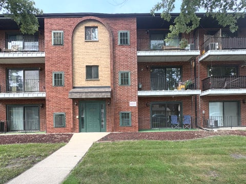 Photo of 7006 W 98th Street #1B, Chicago Ridge, IL 60415 (MLS # 12746605)