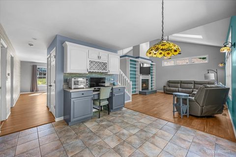 Tiny photo for 36452 N Tara Court, Ingleside, IL 60041 (MLS # 12643918)