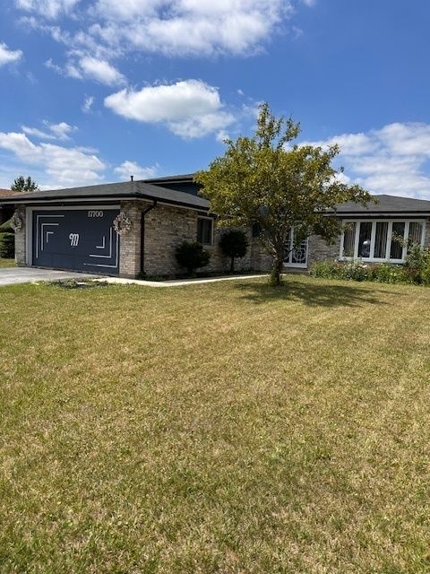 Photo of 17700 Oakwood Avenue, Country Club Hills, IL 60478 (MLS # 12495385) Photo of 17700 Oakwood Avenue, Country Club Hills, IL 60478 (MLS # 12495385)