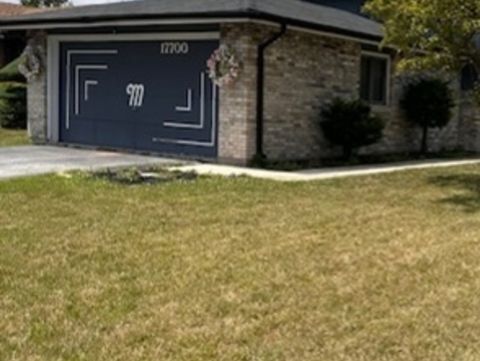 Tiny photo for 17700 Oakwood Avenue, Country Club Hills, IL 60478 (MLS # 12495385)