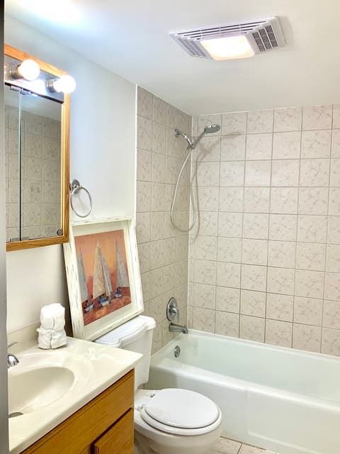 Tiny photo for 836 E Old Willow Road #11111, Prospect Heights, IL 60070 (MLS # 12732150)