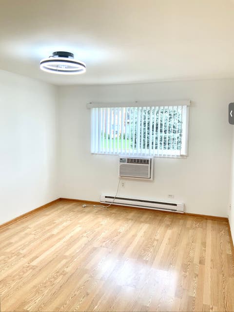 Tiny photo for 836 E Old Willow Road #11111, Prospect Heights, IL 60070 (MLS # 12732150)