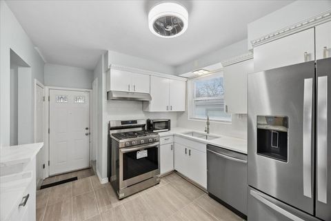 Tiny photo for 3900 Home Avenue, Stickney, IL 60402 (MLS # 12592440)