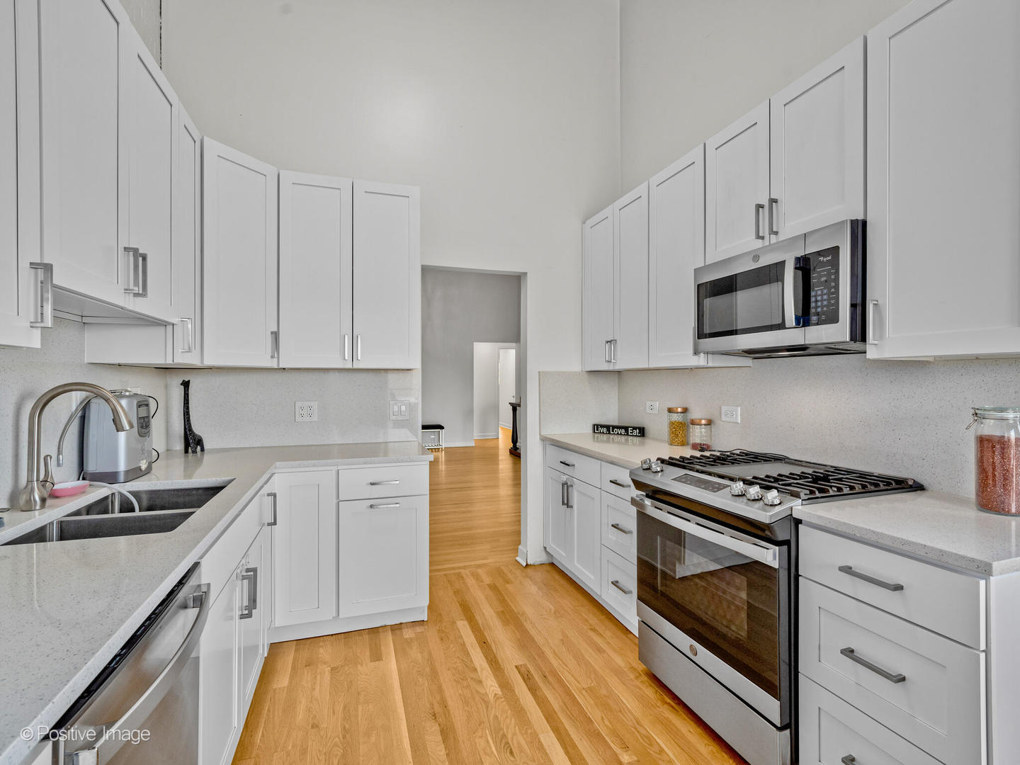 1039 Deerfield Place 1039