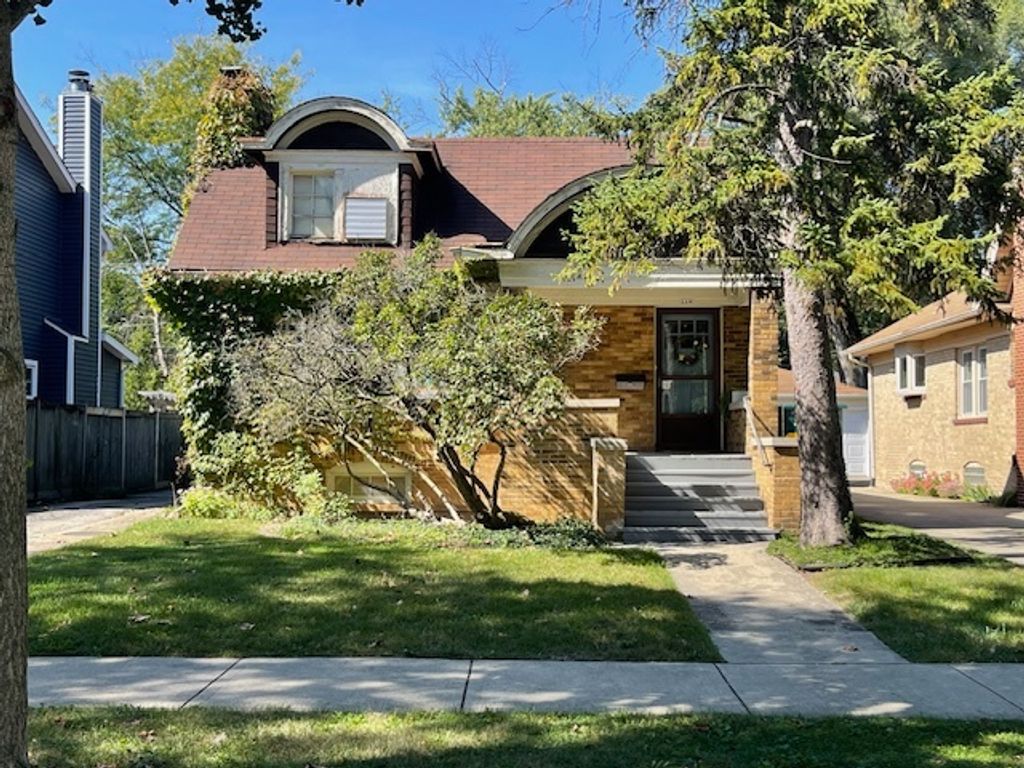 Photo for 115 16th Street, Wilmette, IL 60091 (MLS # 12483425)