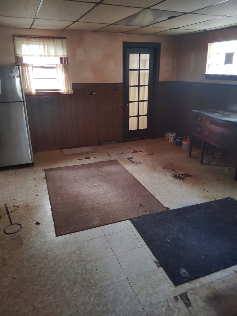 3237 W 64th Place
