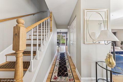 Tiny photo for 121 S Parkside Avenue, Glen Ellyn, IL 60137 (MLS # 12371624)