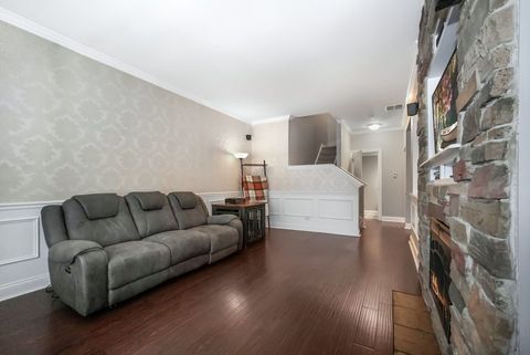 Tiny photo for 37 Heather Glen Drive #37, Aurora, IL 60504 (MLS # 12521237)