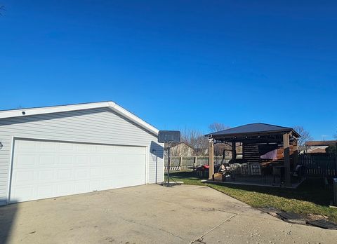 Tiny photo for 1353 Spring Valley Drive, Carol Stream, IL 60188 (MLS # 12600039)