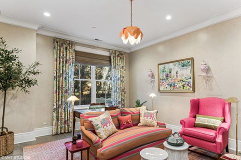 Tiny photo for 727 N McKinley Road #100, Lake Forest, IL 60045 (MLS # 12385517)