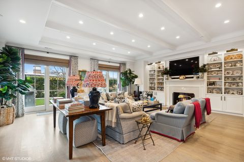 Tiny photo for 727 N McKinley Road #100, Lake Forest, IL 60045 (MLS # 12385517)