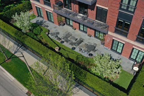 Tiny photo for 727 N McKinley Road #100, Lake Forest, IL 60045 (MLS # 12385517)