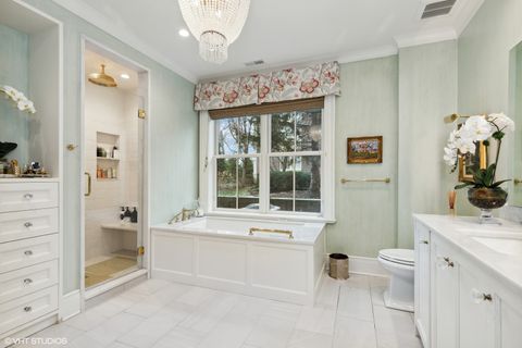 Tiny photo for 727 N McKinley Road #100, Lake Forest, IL 60045 (MLS # 12385517)