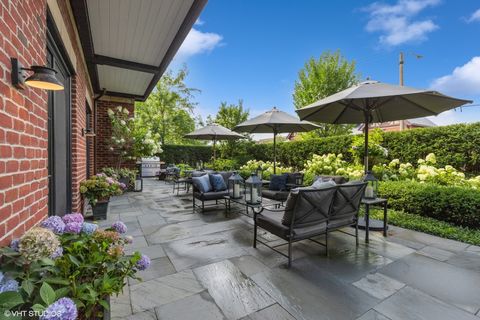 Tiny photo for 727 N McKinley Road #100, Lake Forest, IL 60045 (MLS # 12385517)