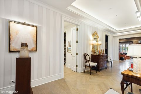 Tiny photo for 727 N McKinley Road #100, Lake Forest, IL 60045 (MLS # 12385517)