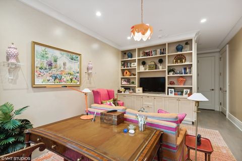 Tiny photo for 727 N McKinley Road #100, Lake Forest, IL 60045 (MLS # 12385517)