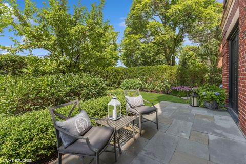 Tiny photo for 727 N McKinley Road #100, Lake Forest, IL 60045 (MLS # 12385517)