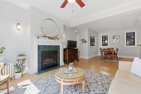 Tiny photo for 7639 N Eastlake Terrace #2B, Chicago, IL 60626 (MLS # 12618112)