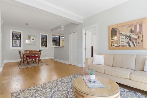 Tiny photo for 7639 N Eastlake Terrace #2B, Chicago, IL 60626 (MLS # 12618112)