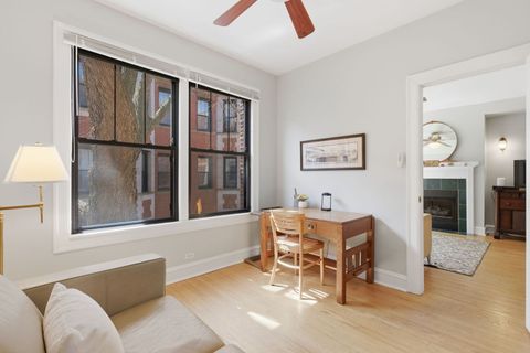 Tiny photo for 7639 N Eastlake Terrace #2B, Chicago, IL 60626 (MLS # 12618112)