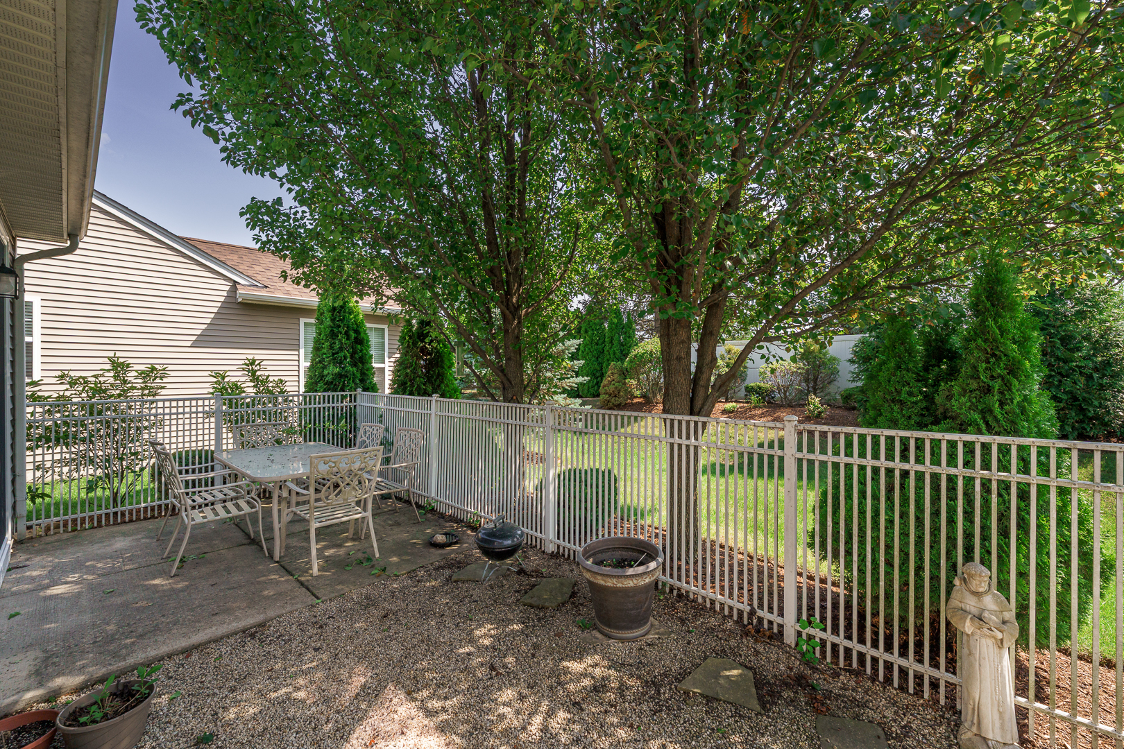 13445 MEADOWLARK Lane