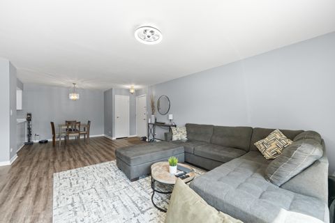 Tiny photo for 4602 Euclid Avenue #2A, Rolling Meadows, IL 60008 (MLS # 12458372)