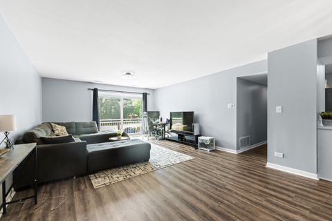 Tiny photo for 4602 Euclid Avenue #2A, Rolling Meadows, IL 60008 (MLS # 12458372)