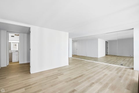 Tiny photo for 900 N Lake Shore Drive #1905, Chicago, IL 60611 (MLS # 12736914)
