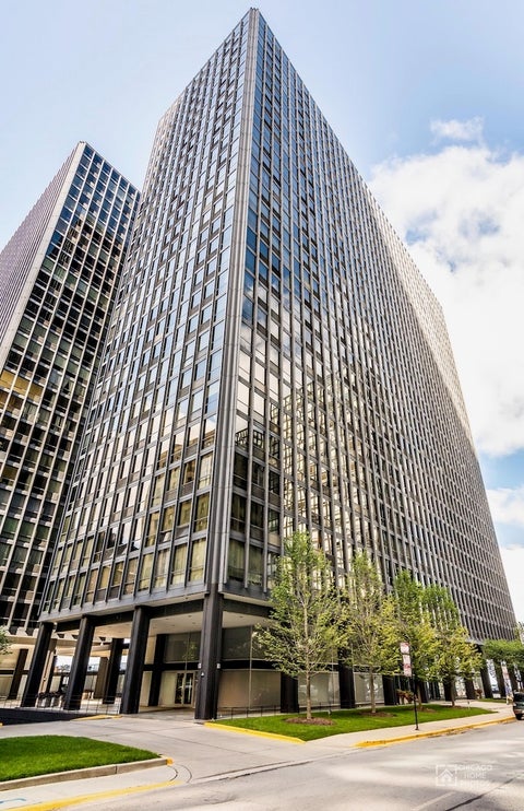 Tiny photo for 900 N Lake Shore Drive #1905, Chicago, IL 60611 (MLS # 12736914)