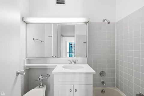 Tiny photo for 900 N Lake Shore Drive #1905, Chicago, IL 60611 (MLS # 12736914)