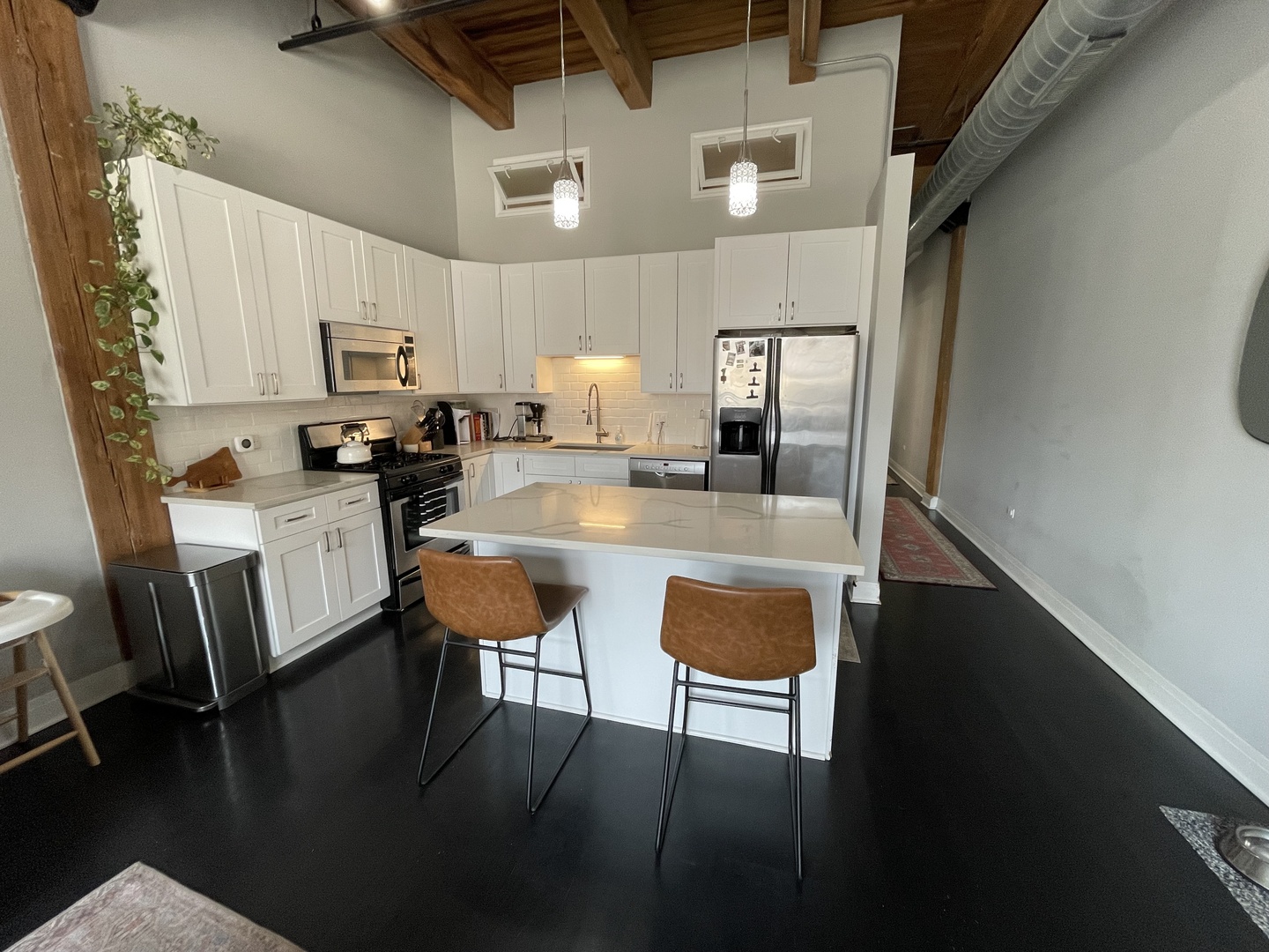 770 W GLADYS Street 407