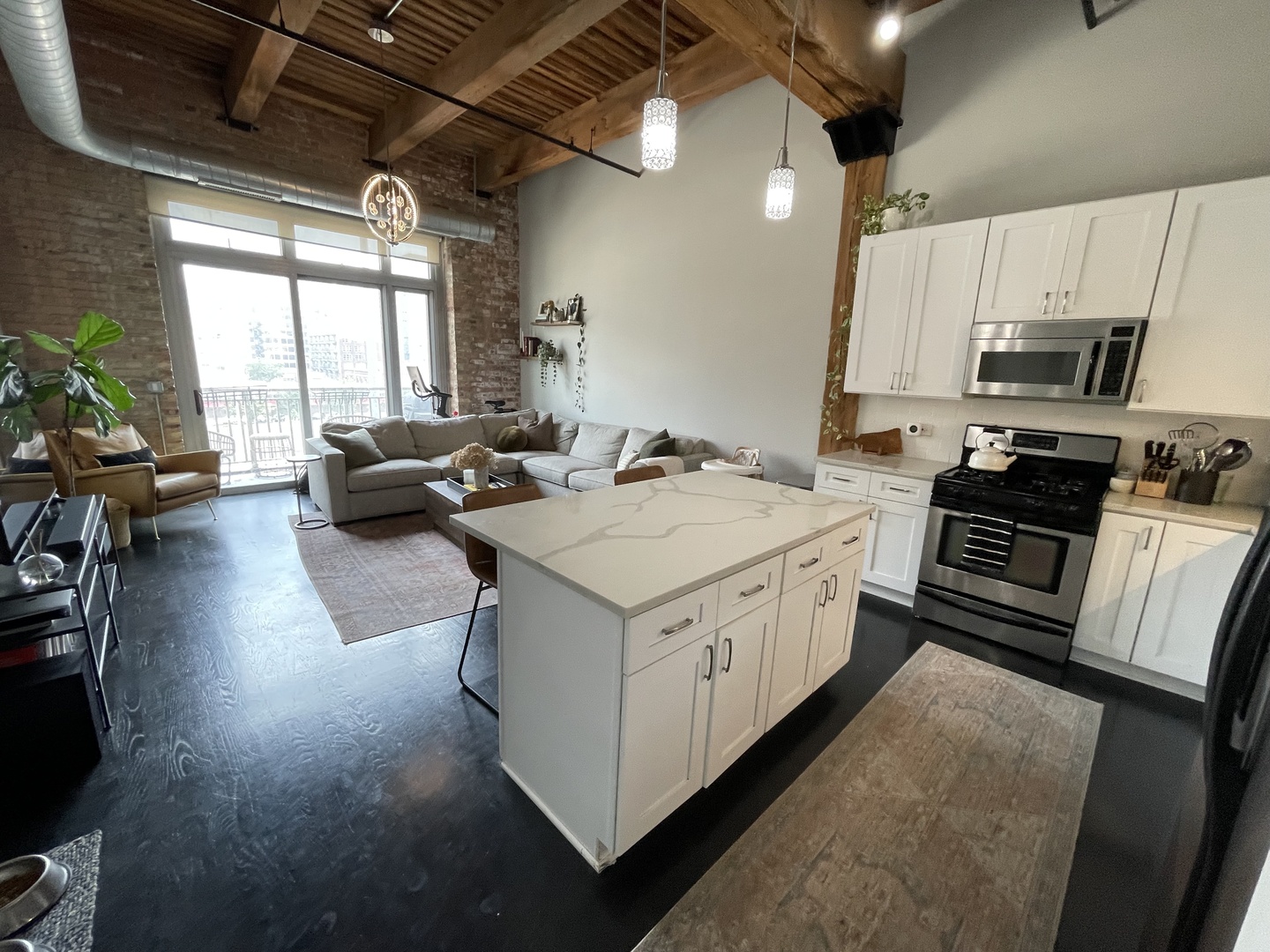 770 W GLADYS Street 407