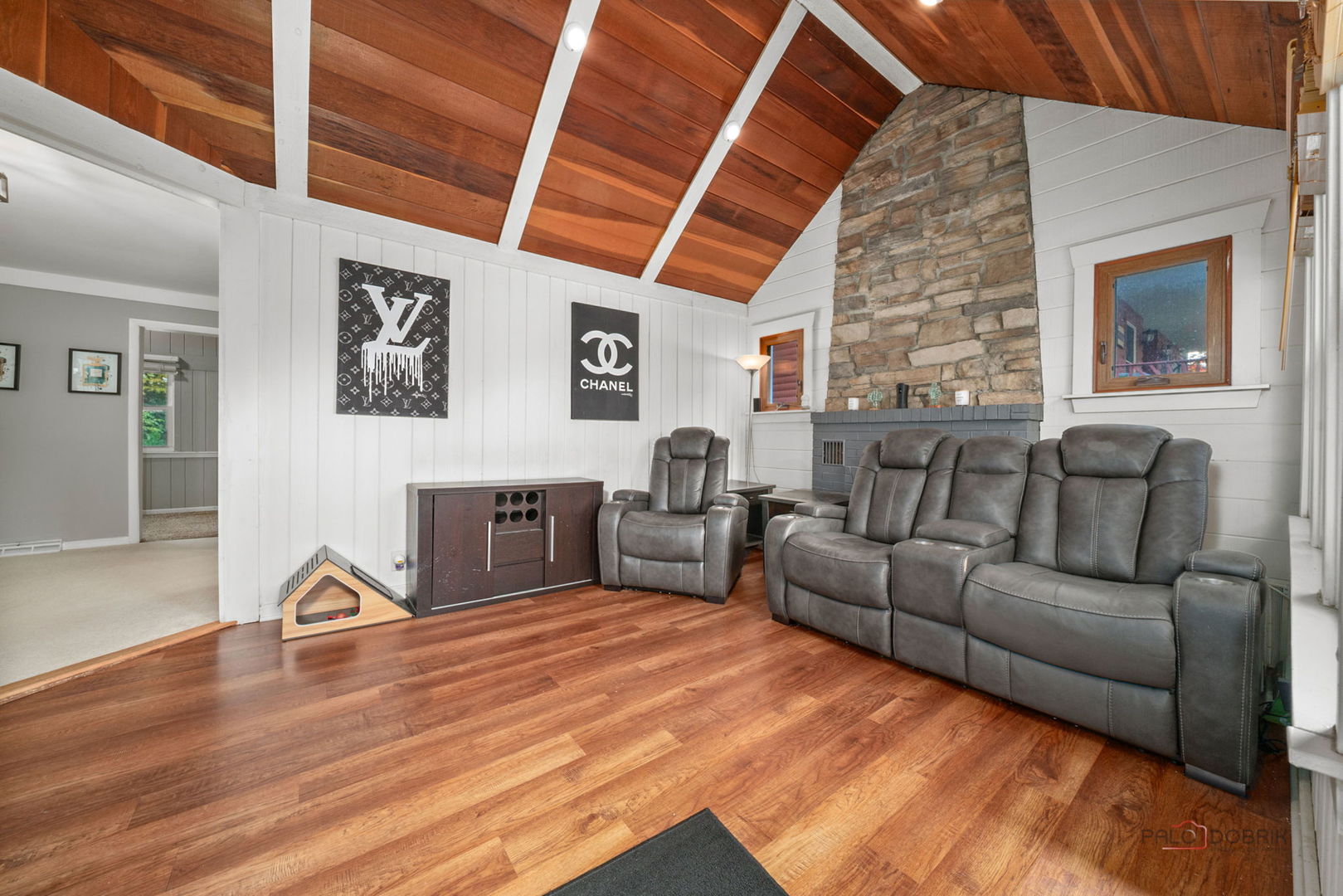 39113 N Cedar Crest Drive