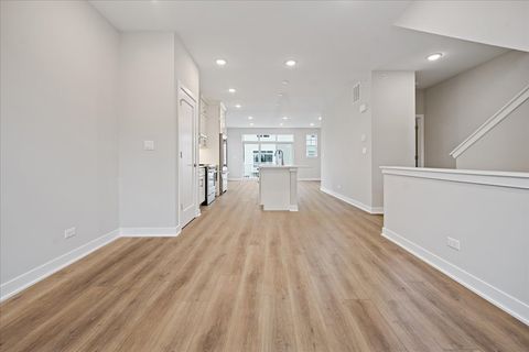 Tiny photo for 180 Eli Court, Des Plaines, IL 60016 (MLS # 12572120)