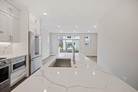 Tiny photo for 180 Eli Court, Des Plaines, IL 60016 (MLS # 12572120)