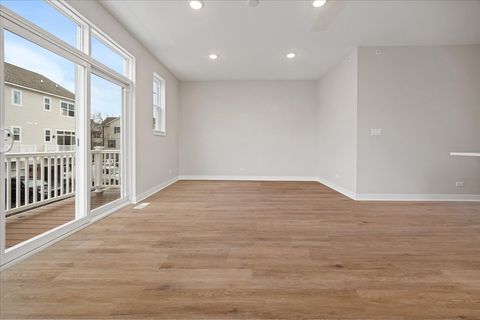 Tiny photo for 180 Eli Court, Des Plaines, IL 60016 (MLS # 12572120)