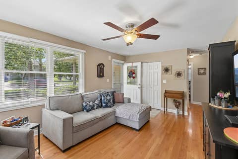 Tiny photo for 3002 Owl Drive, Rolling Meadows, IL 60008 (MLS # 12697910)