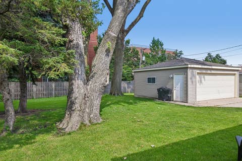 Tiny photo for 3002 Owl Drive, Rolling Meadows, IL 60008 (MLS # 12697910)