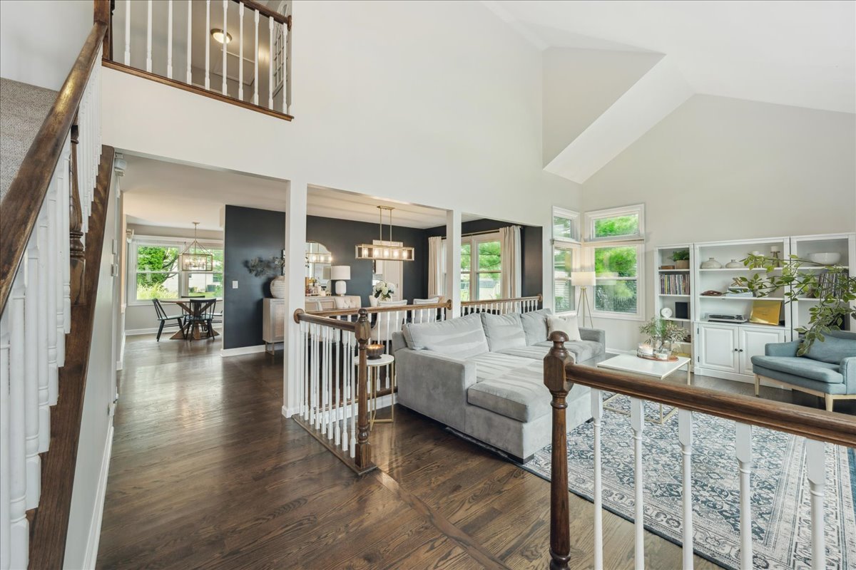 1148 Oxford Lane